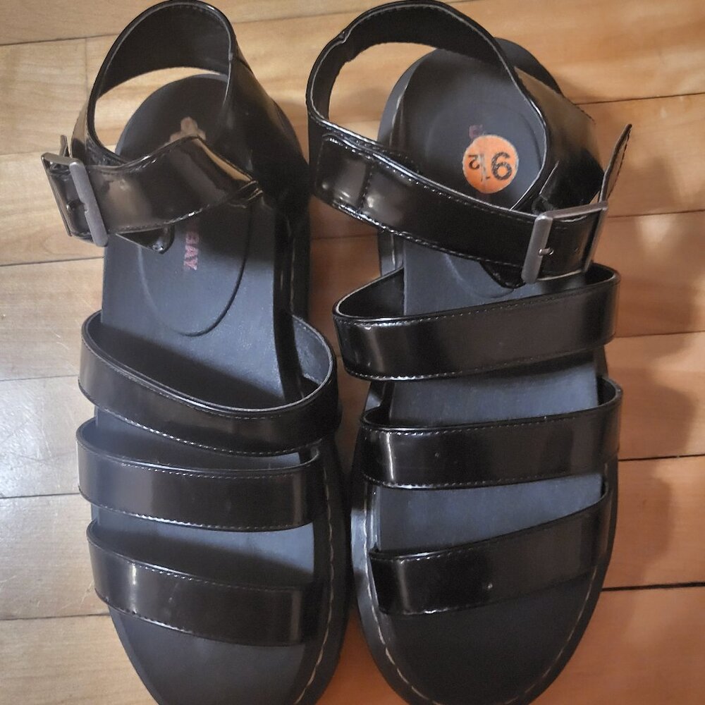 Women's sandal